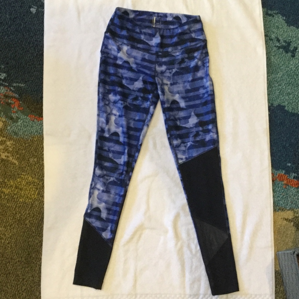 Mondetta yoga pants